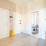 Henry's House Urban Comfort A *