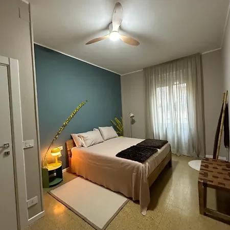 Апартаменты Henry's House Парма
