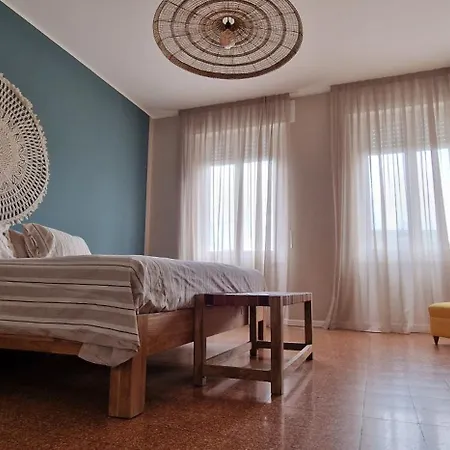 Henry's House Luxury Urban דירה