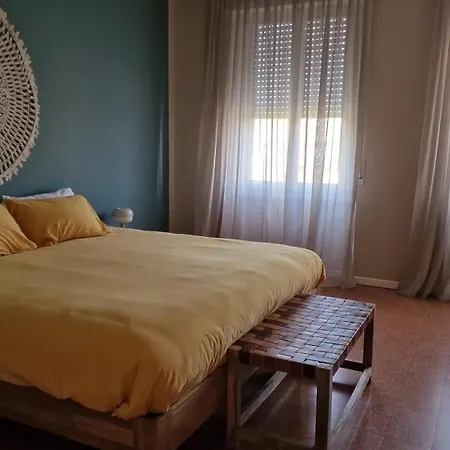 Henry's House Апартаменты