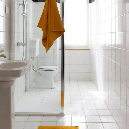 Henry's House Luxury Urban פארמה