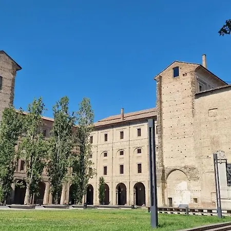 Henry's House Luxury Urban פארמה