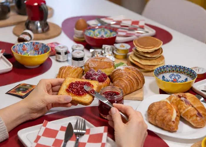 Henry's House Luxury Urban *