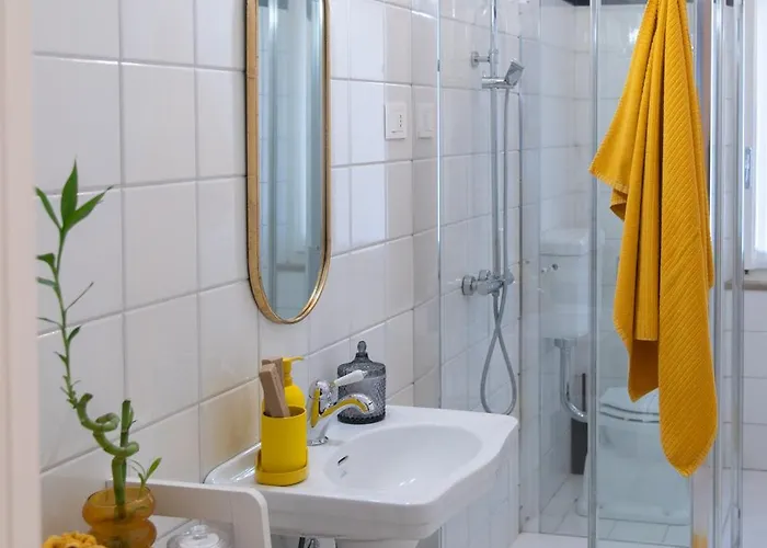 Henry's House Luxury Urban