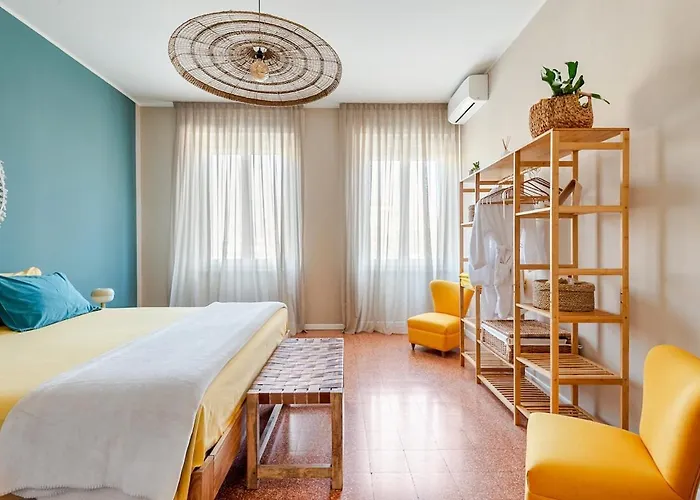 Henry'S House Urban Comfort A Parma Апартаменты