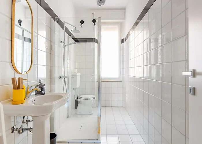 Henry'S House Urban Comfort In Parma 아파트 파르마
